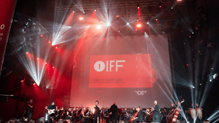 На Одесском кинофестивале выбрали победителя: впервые церемония закрытия состоялась под открытым небом. Фото - 285x160