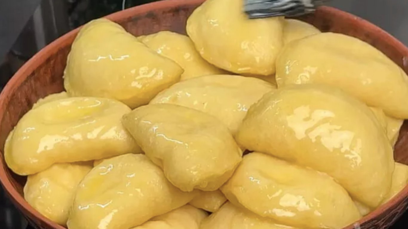 смачні вареники на пару