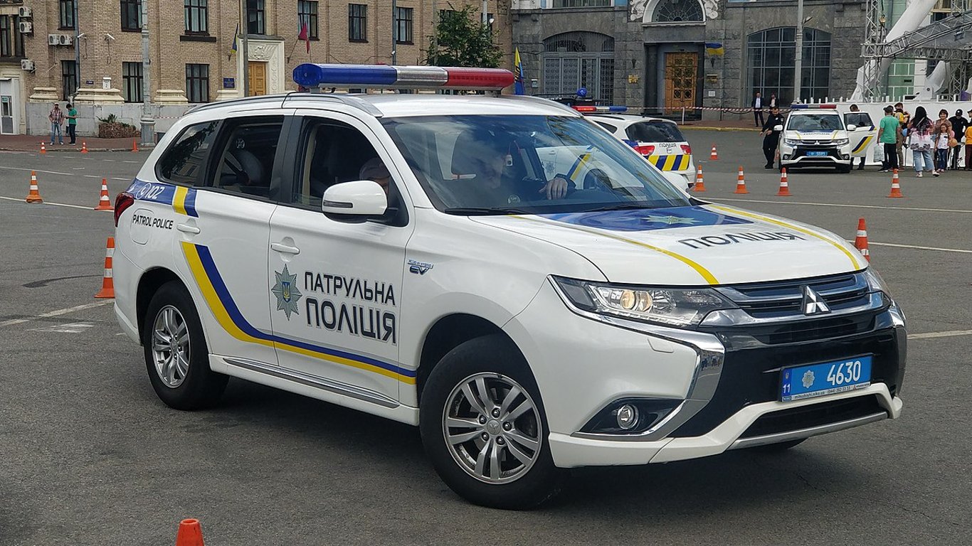 В Харькове показали, скорость с которой ездит патрульная полиция городом - подробности