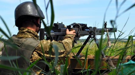 Бойовики 9 разів зривали "тишу" на Донбасі 29 серпня: поранено двох бійців - 285x160