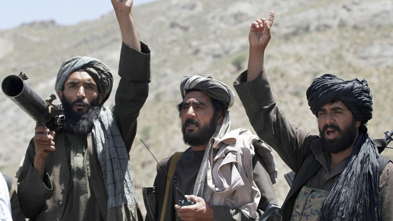 Талибы устроили "праздничную" стрельбу в Афганистане - пострадали более 70 человек