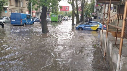 Це допоможе? В Одесі планують створити карту місць, які найчастіше підтоплює після дощів - 285x160