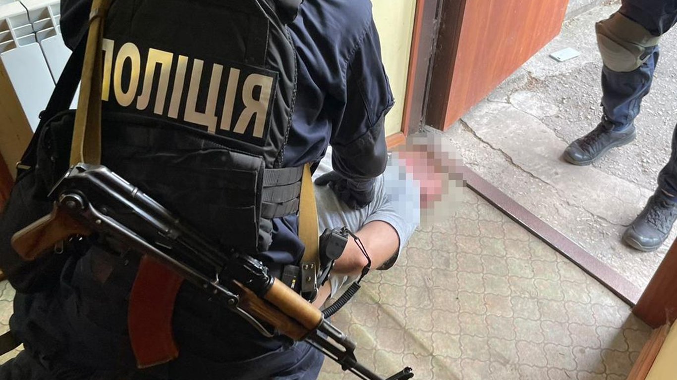 Полиция Харькова выявила мошеннический центр, обманувший харьковчан на миллионы гривен
