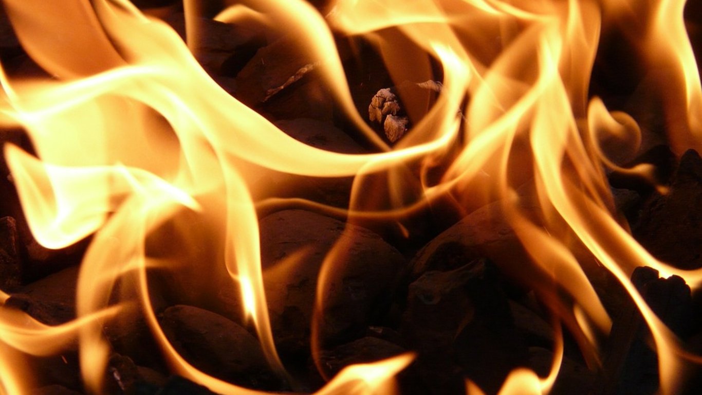 В Харькове произошел пожар по улице Библика - 6 сентября