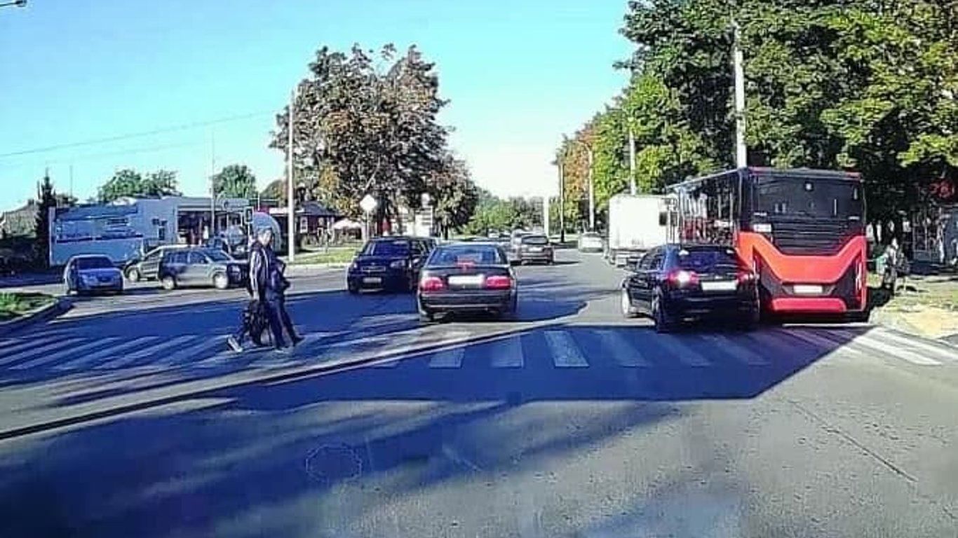 Авария в Харькове с участием нескольких авто - ДТП 7 сентября