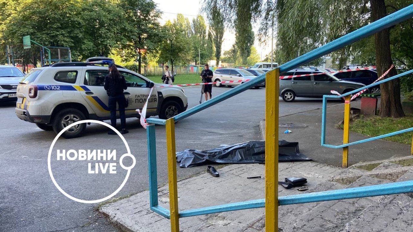Мужчина выпал с 10-го этажа в Киеве - подробности трагедии