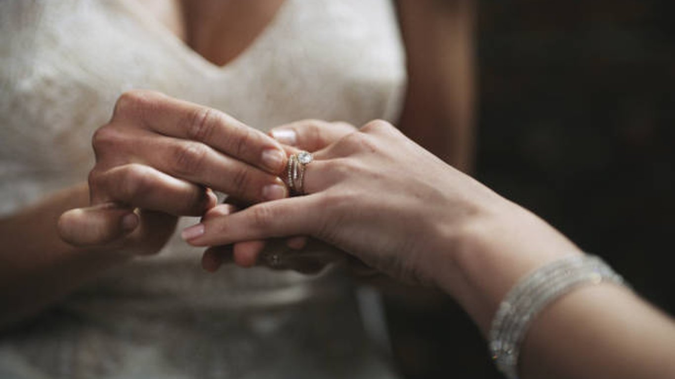 Бракосочетание двух девушек в Харькове - появились подробности церемонии