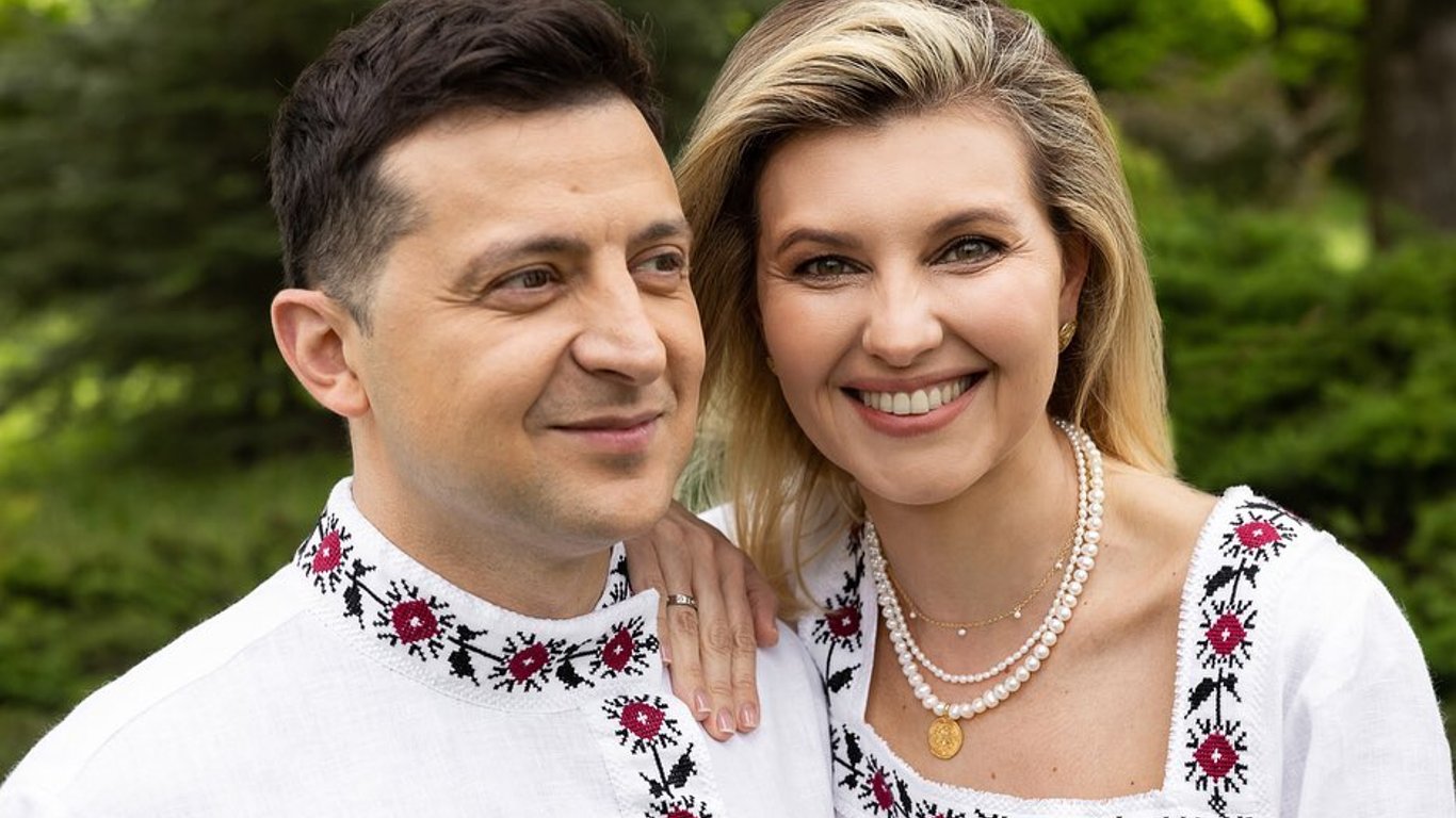 Владимир и Елена Зеленская поцеловались на публике - сеть в восторге - видео