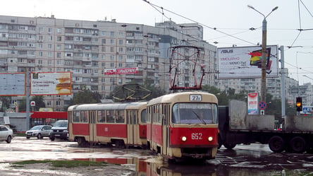 В Харькове внезапно остановились трамваи № 3 и № 27: подробности и кадры - 285x160