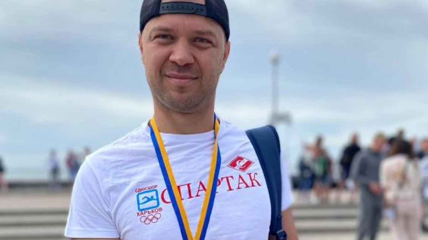 Харківський плавець завоював дві золоті медалі на чемпіонаті України