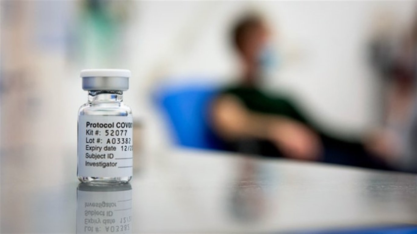 Вакцинация от коронавируса - в Украине продлили действие COVID-сертификатов