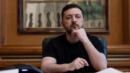 Щодня потребуємо ракет: Зеленський розповів про наслідки атаки РФ - 304x171