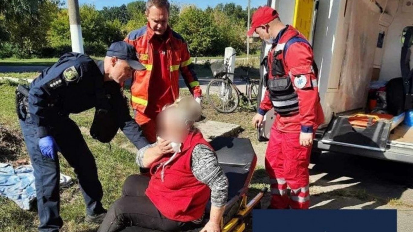 В Харьковской области офицер полиции спас женщину