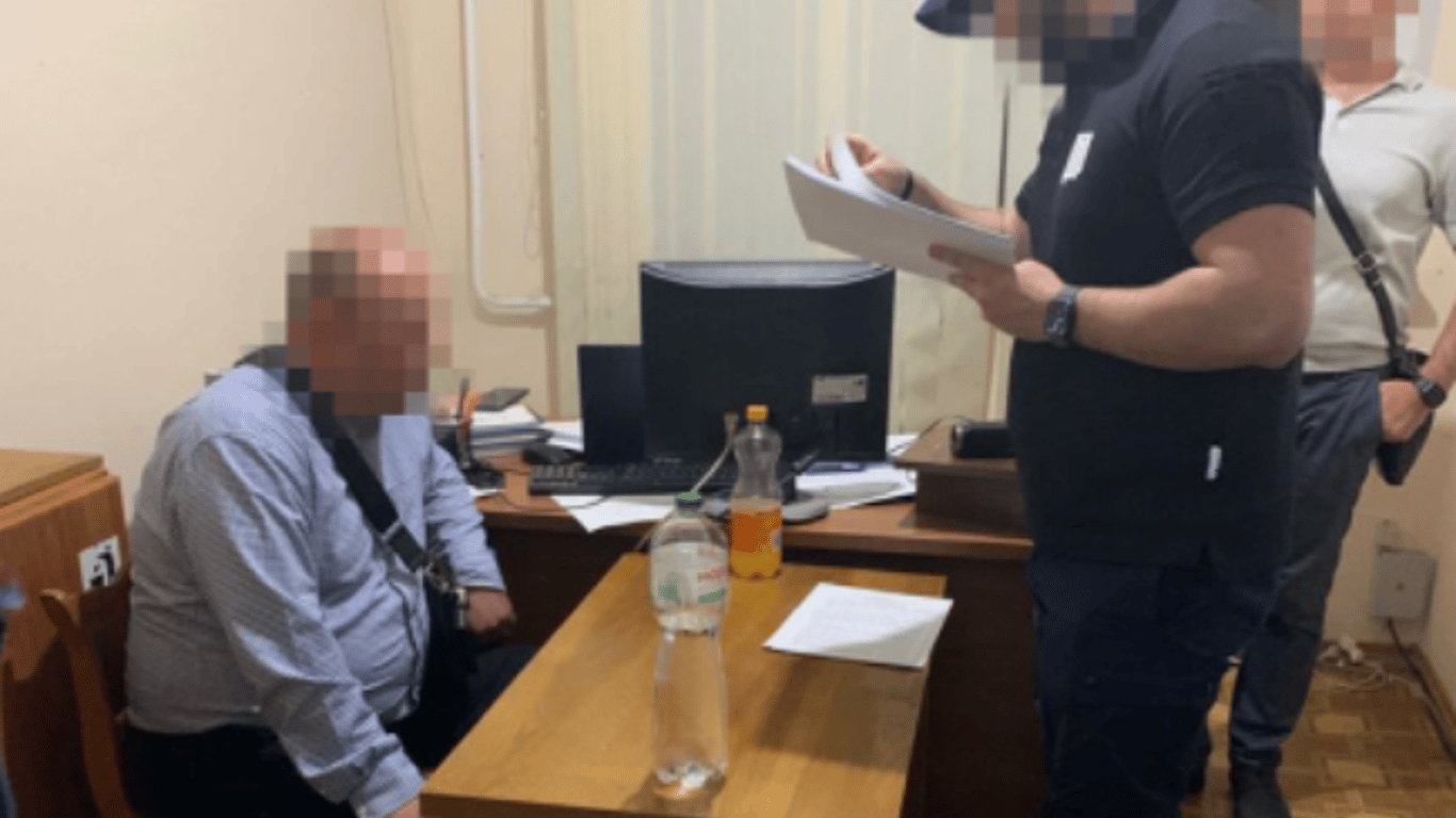 В Одесской области руководитель станции туристической полиции погорел на взятке