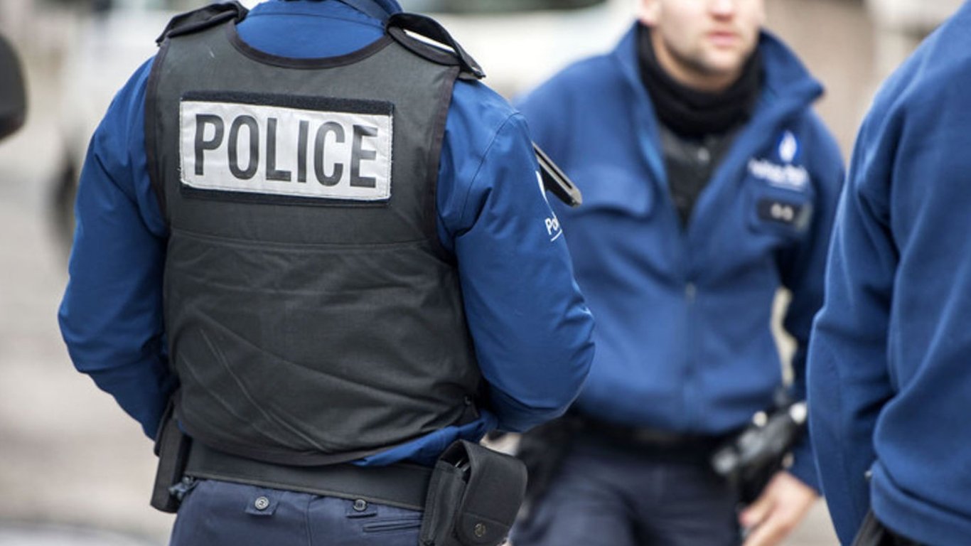 Россиянин устроил стрельбу в центре Парижа - есть пострадавшие