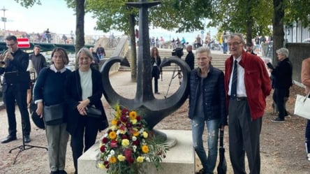 Символ Одеси "Якір-серце" встановили в німецькому місті-побратимі Реґенсбург. Фото - 285x160
