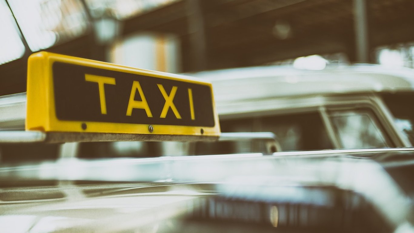 У Харкові пасажирки таксі влаштували водію скандал