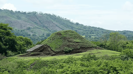 Вчені розгадали таємницю піраміди майя: навіщо її побудували - 285x160