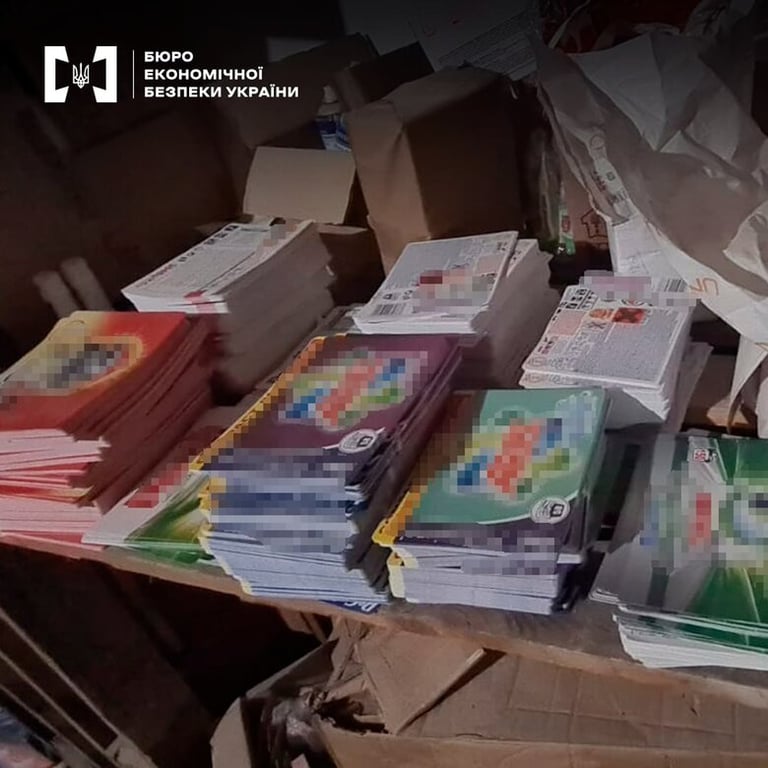 На Буковині викрили підпільний цех з виготовлення побутової хімії