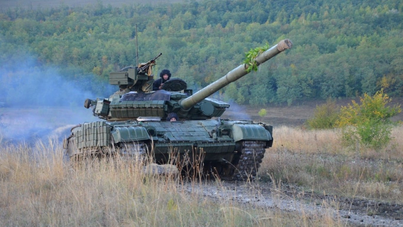 Війна на Донбасі - окупанти 5 разів обстріляли позиції ЗСУ