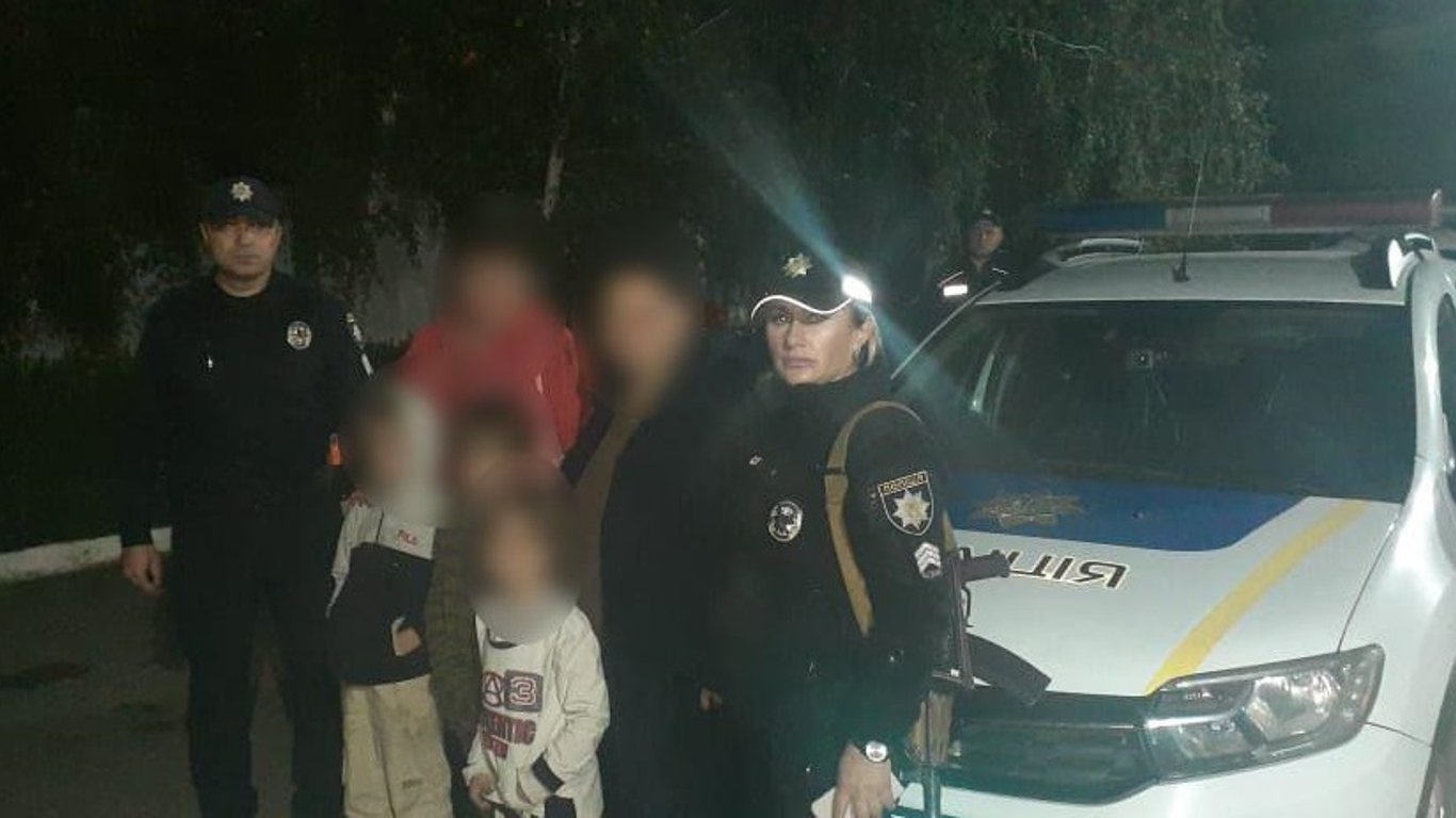 Пили алкоголь та загубили дітей - їх шукала поліція Одеської області