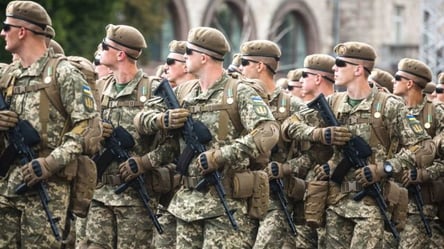 Осенний призыв в Украине: когда начнется и сколько ребят заберут в армию - 285x160