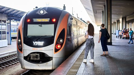 В Украине восстановят поезда в Польшу: когда именно - 285x160