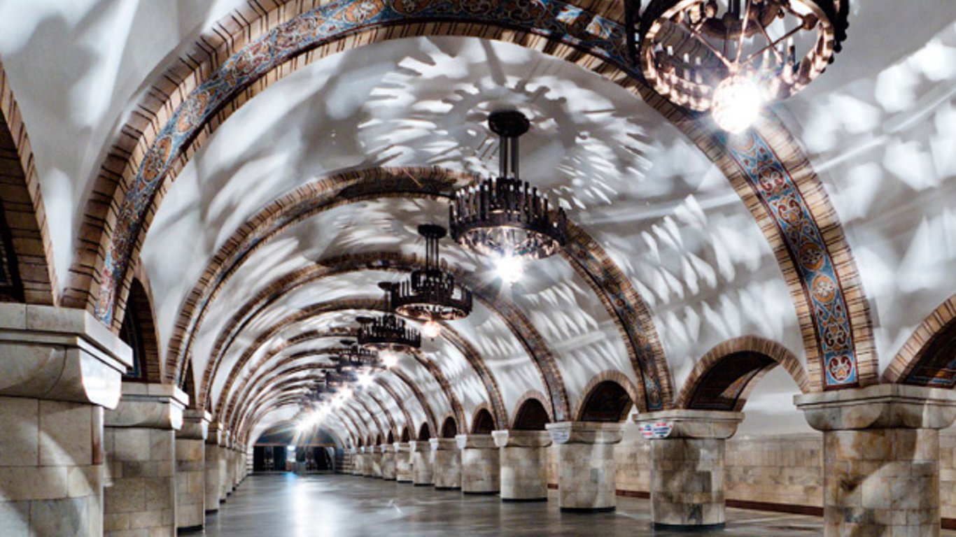 "Золотые ворота" - как выглядит одна из самых красивых станций метро мира