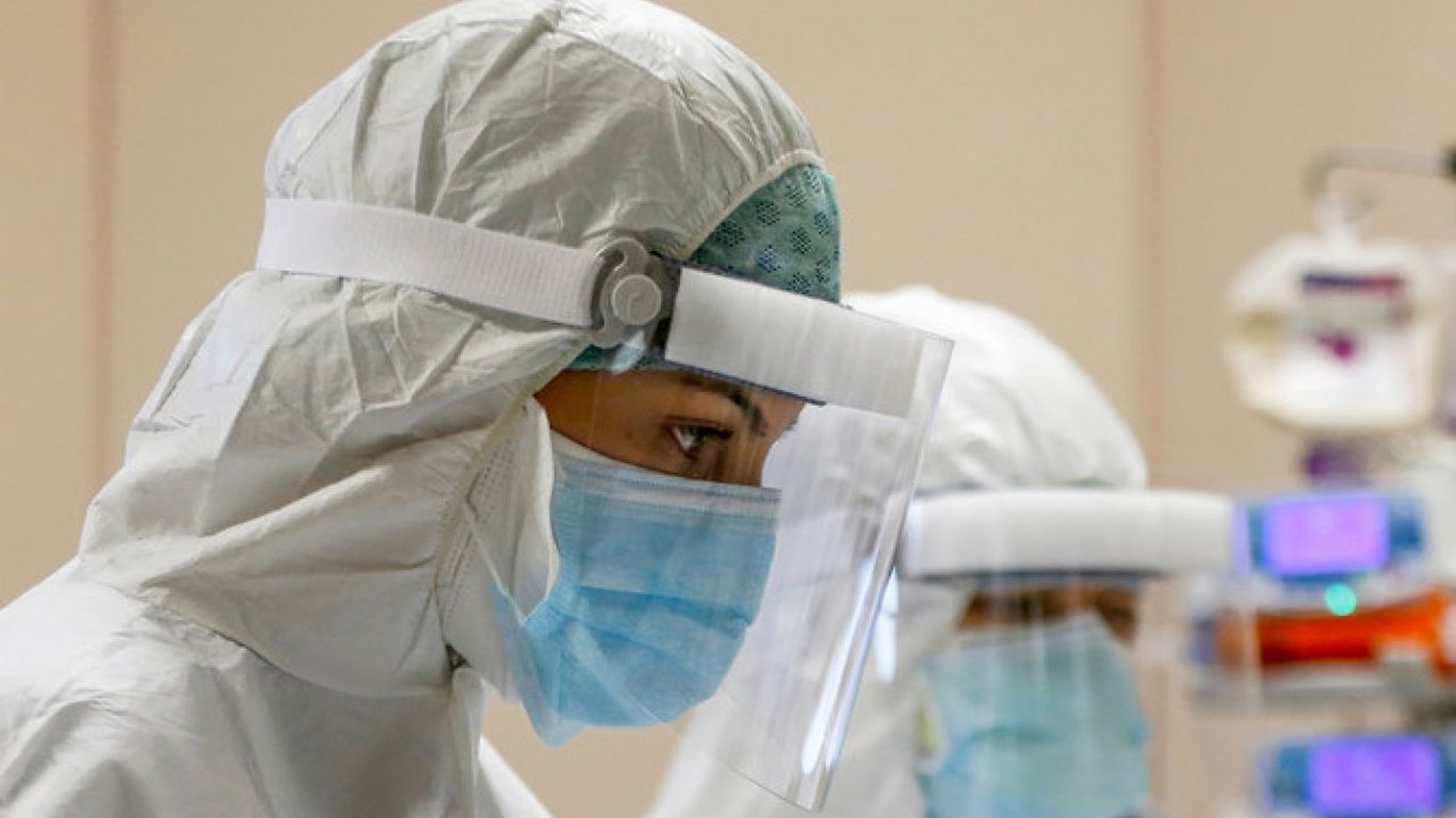 Украина оказалась в десятке стран мира по суточной смертности от коронавируса