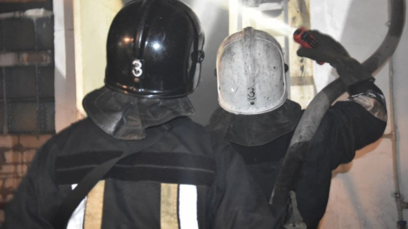 Пожар в Одессе- горело техпомещение в морской академии