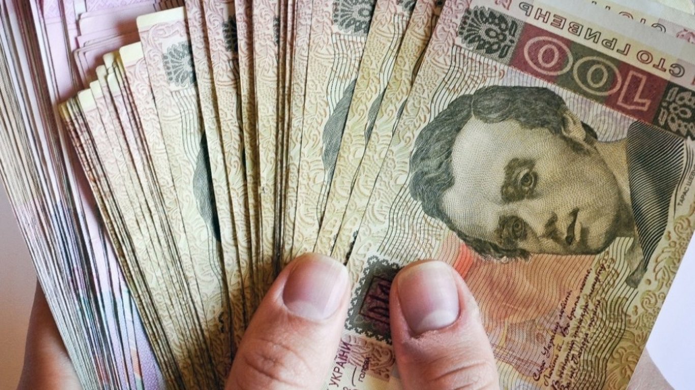 Зарплаты в Киеве - бизнесмены задолжали миллионы своим сотрудникам