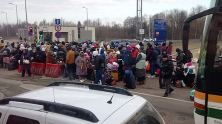 Новые правила пребывания украинцев в Польше — к чему готовиться с 5 марта - 285x160