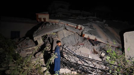 В Пакистане произошло мощное землетрясение: много погибших. Фото, видео - 285x160