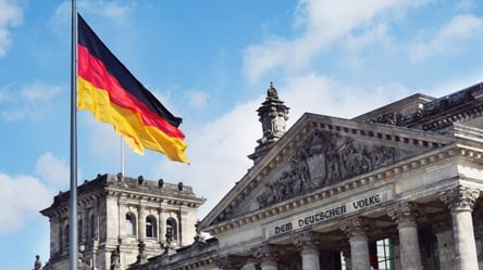 Німеччина запроваджує обмеження для невакцинованих туристів з України - 285x160