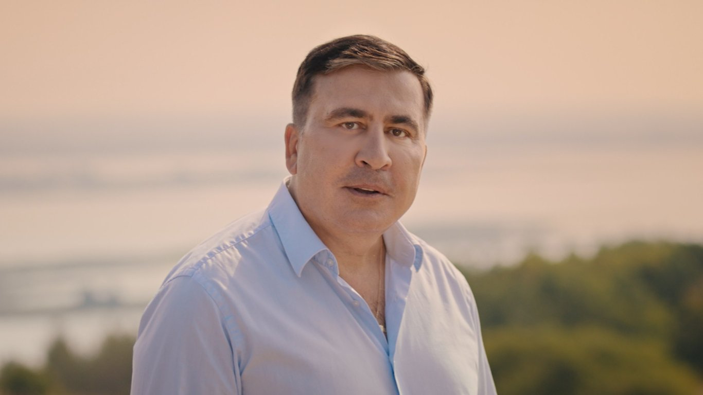 Саакашвили имеет редкую болезнь крови, при которой запрещено голодать - в каком он состоянии
