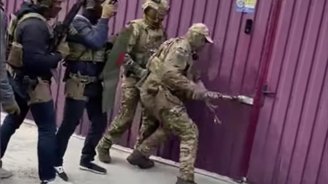 Рекет в Києві і області - як взяли небезпечну банду - відео