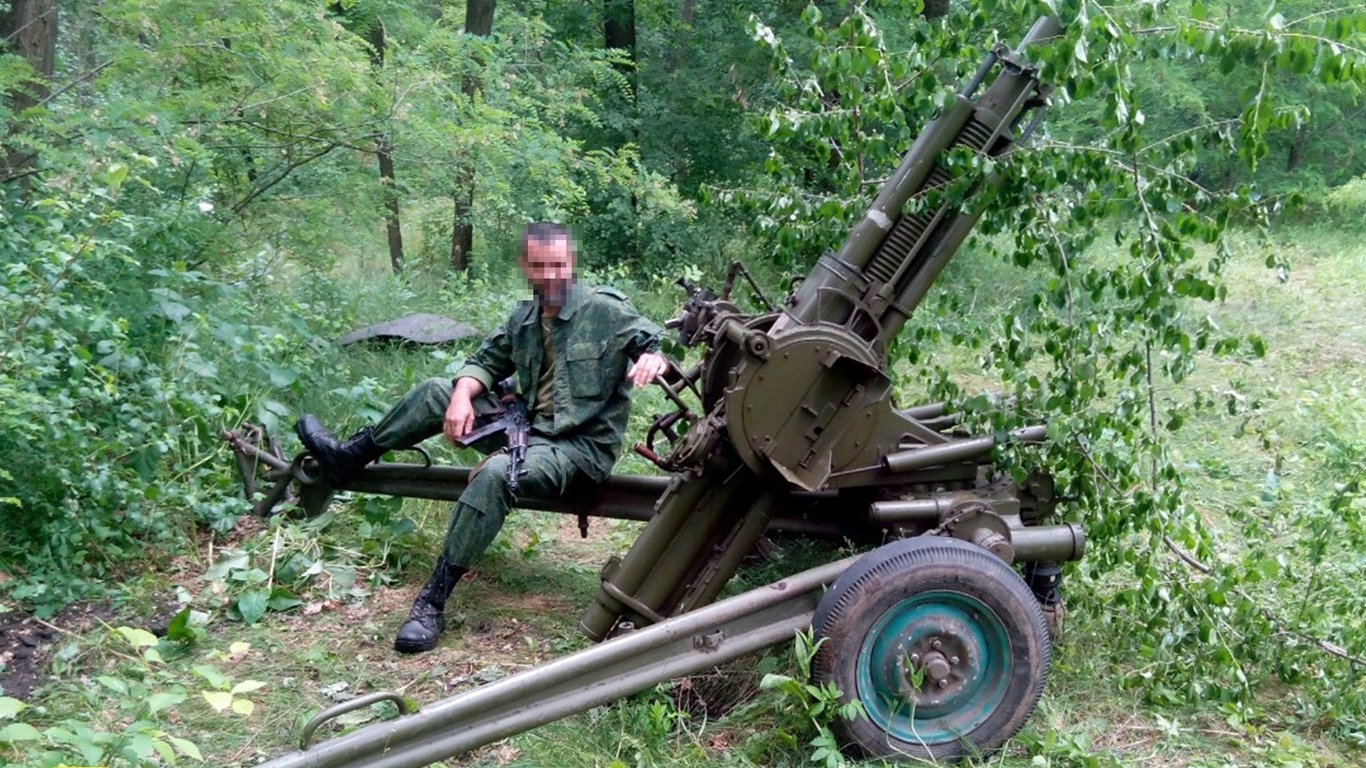 На Донбасі впіймали бойовика-розвідника "ЛНР": на його телефоні є відео обстрілу позицій ЗСУ