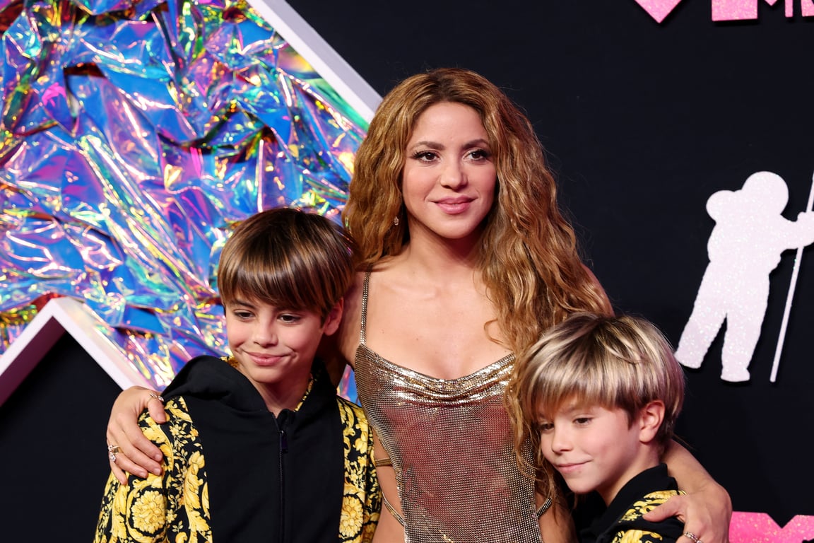 Певица Шакира с сыновьями. Фото: Reuters