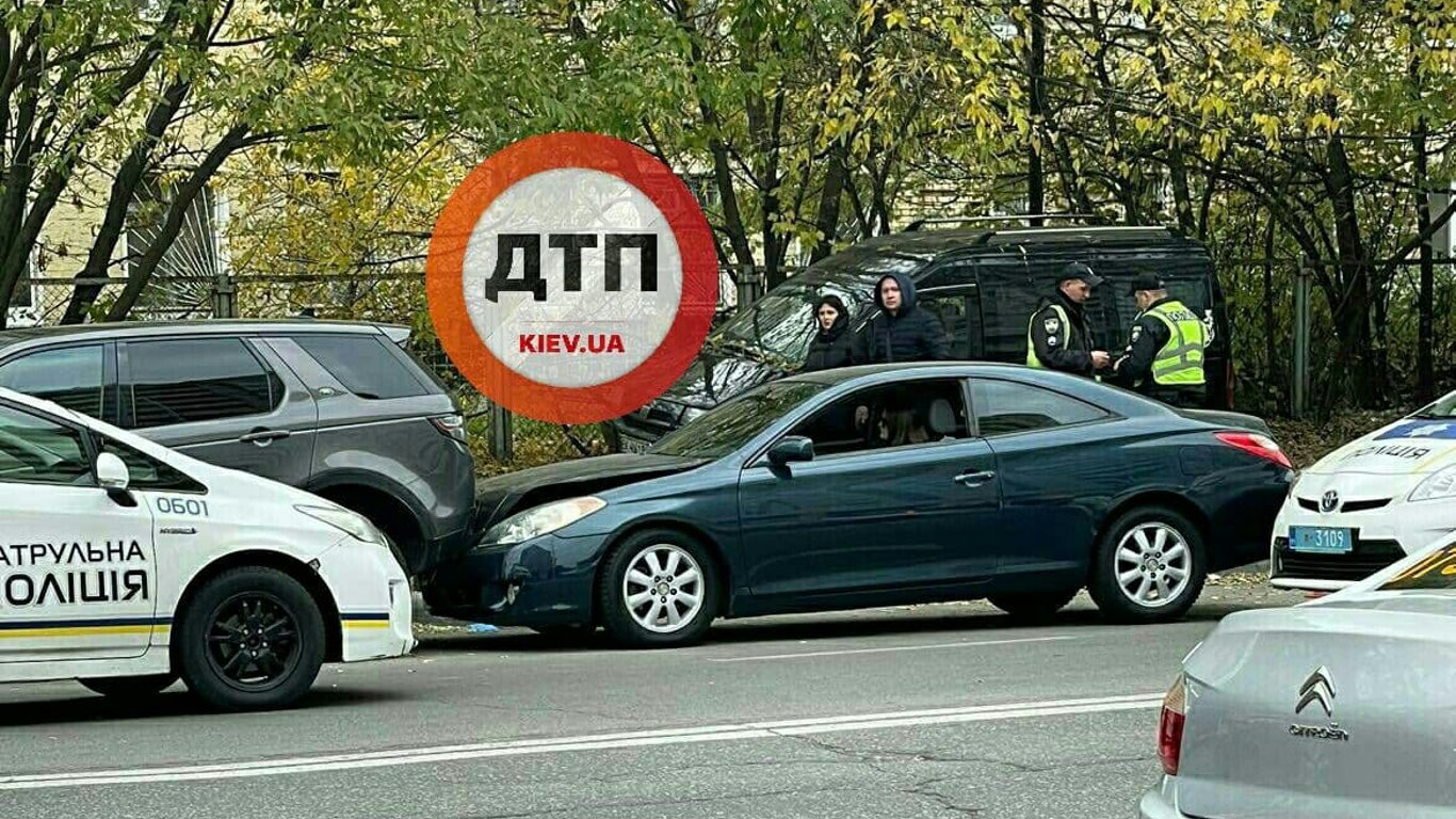 ДТП в Киеве - полицейские устроили две погони