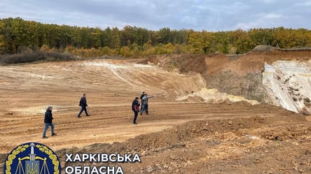 Незаконная добыча ископаемых: на Харьковщине вырыли карьер на два гектара на фермерской земле - 285x160