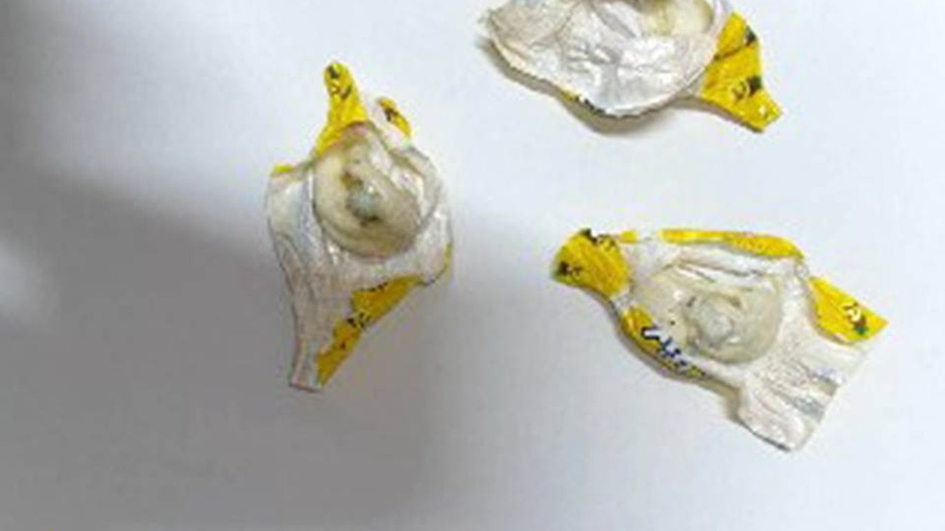 В харьковское СИЗО попытались передать наркотики в конфетах