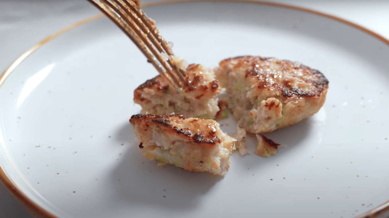 курячі котлети з кабачками