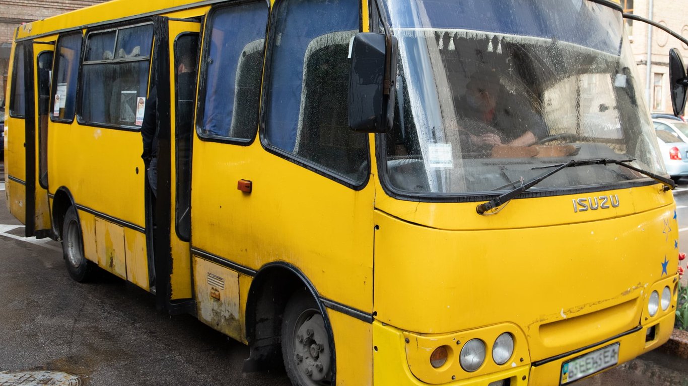 Тарифы в общественном транспорте Киева хотят повысить вдвое