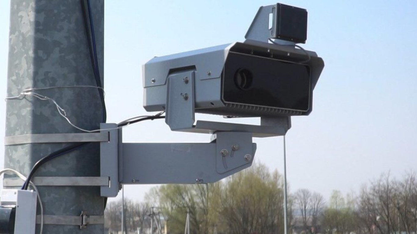 У п'ятницю запрацюють нові камери автофіксації порушень правил дорожнього руху