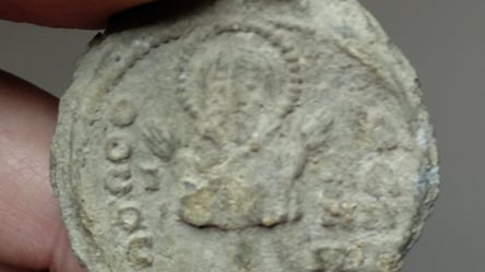 У Києві знайшли унікальну печатку XI-XII століття - 285x160