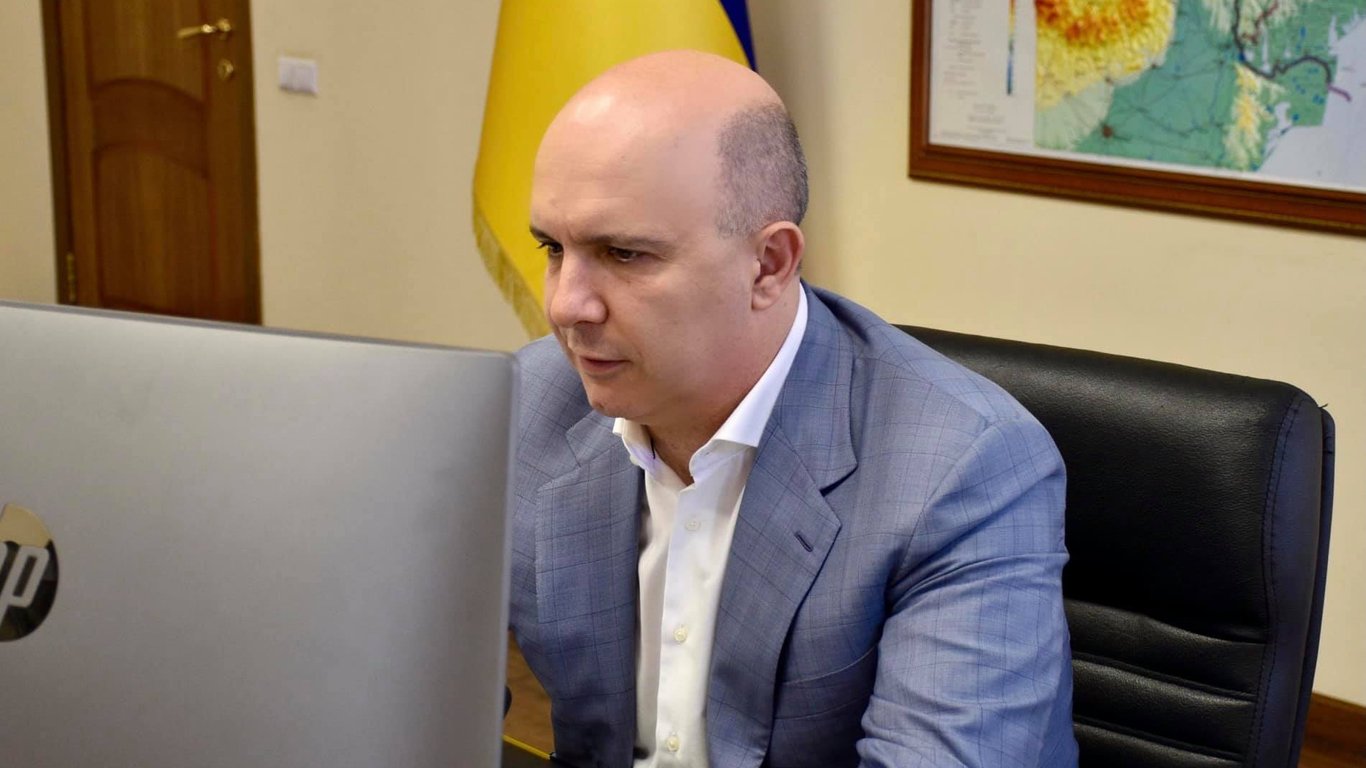 Рада отправила в отставку министра экологии Романа Абрамовского