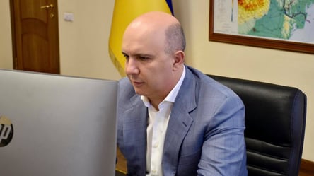 Рада отправила в отставку министра экологии Романа Абрамовского - 285x160