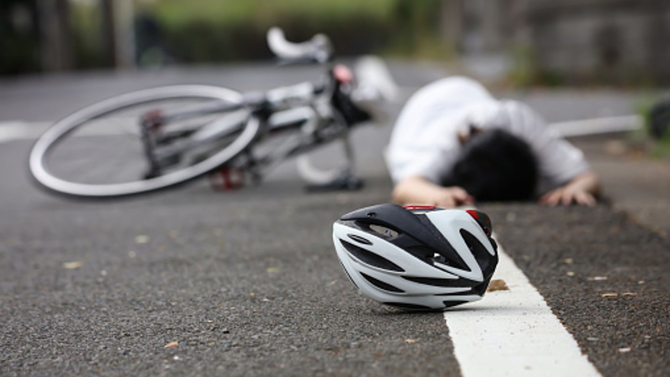 Во Львовской области в ДТП погиб велосипедист - подробности, фото