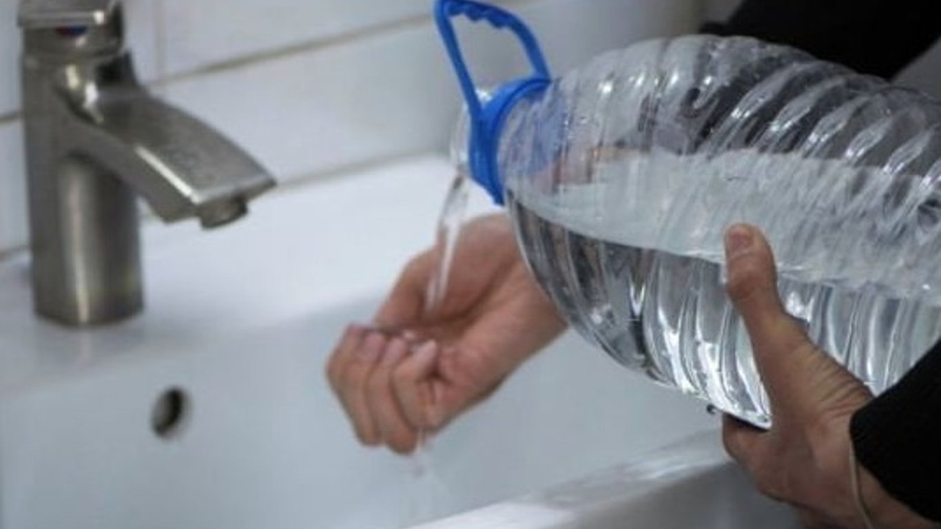 Отключили воду - сколько и где не будет воды - Новости Киева