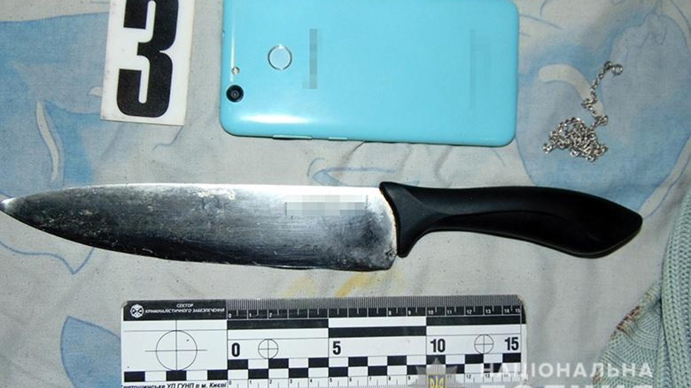 Убийство в Киеве - женщина десять раз ударила ножом своего сожителя